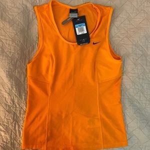 Nike Women’s Sphere Dry Tank